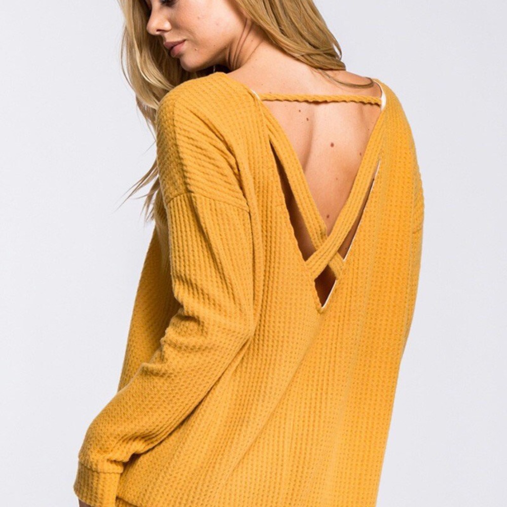 I’m faithful mustard tee